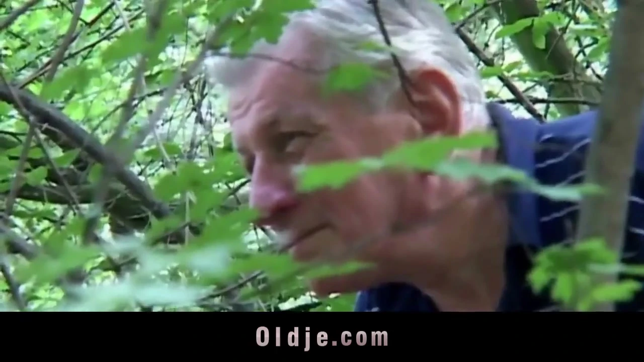 Horny grandpa gets pleased by huge breasted young girl