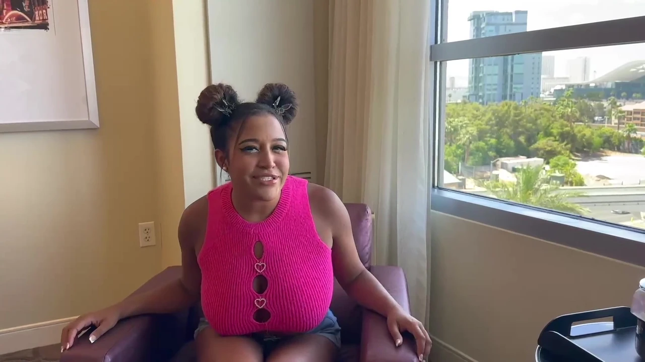 Your Girlfriend’s Thick Younger Step-sister Removes the Condom so You Can Creampie Her- Smithmythpov
