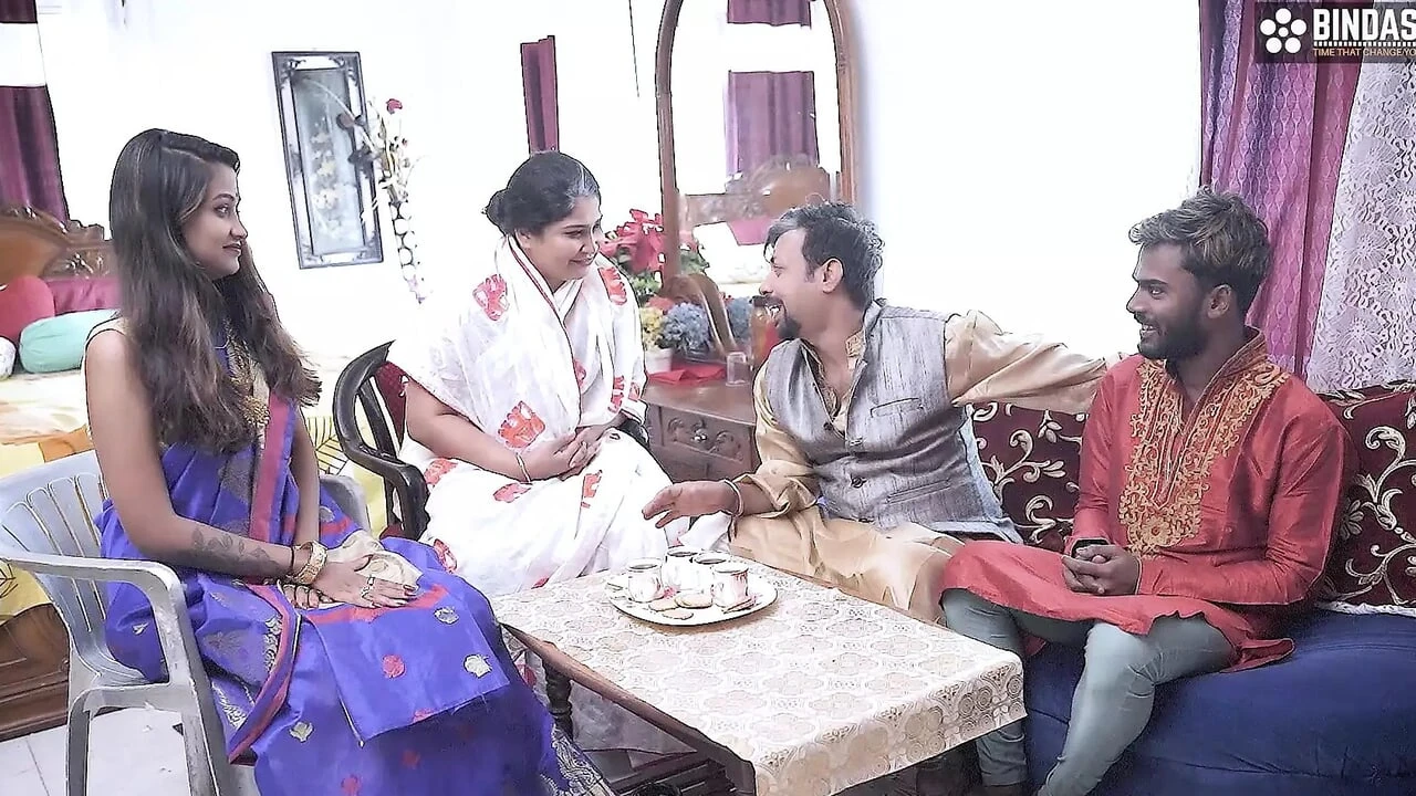 Bete ke shadi dekhne aaya sasurji bahurani ke maa ke sath kia sambhog aur fir Bahurani ko pilaya apna sperm Full Movie