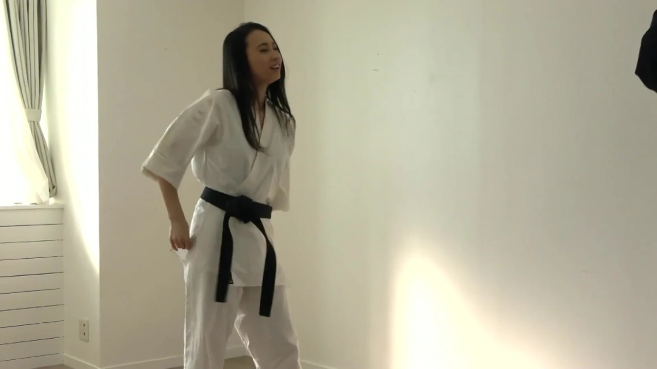 Saki Konno & Natsuki Nagahara – Regional First Place Marathon Runner. Hardcore Fuck With An Athletic Beauty.