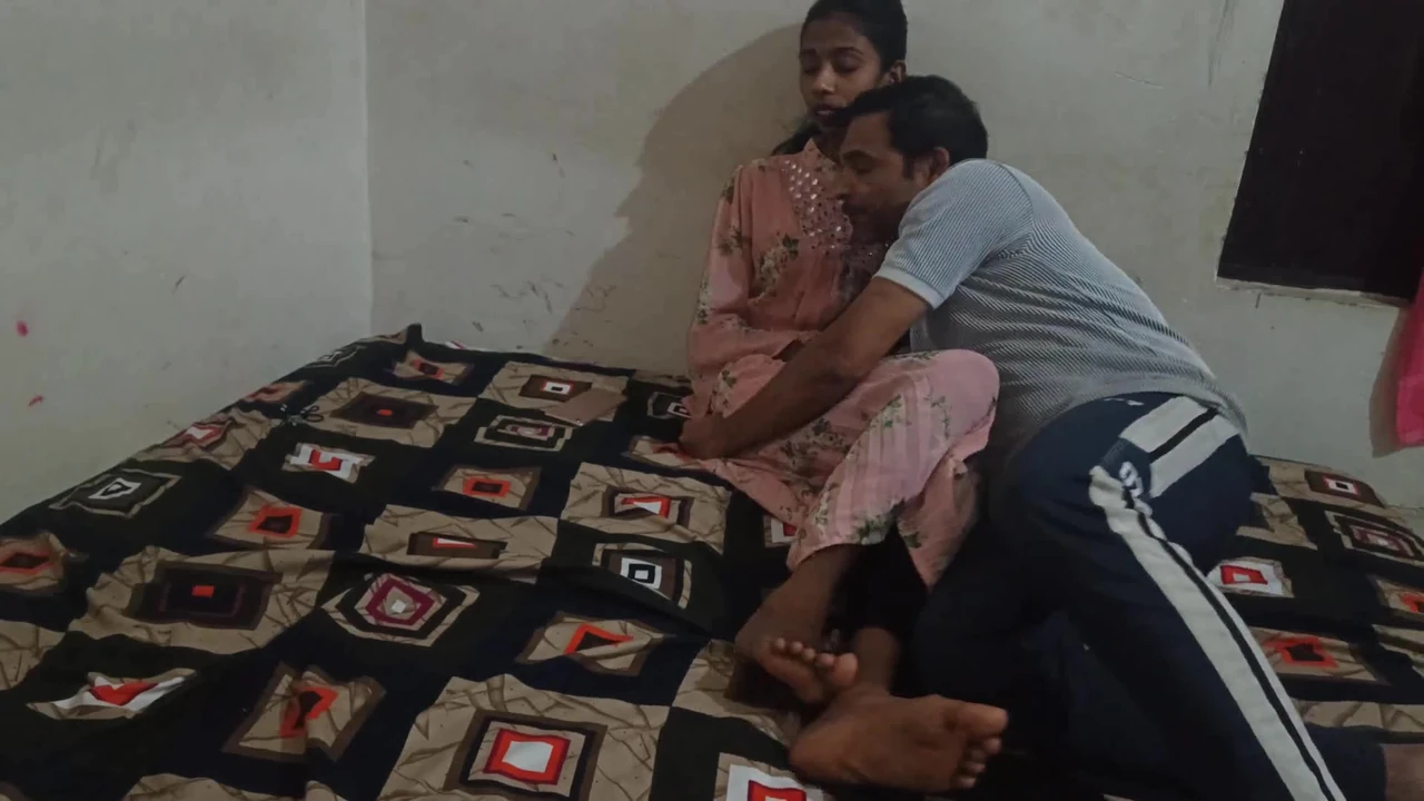 Mere husband ne muje pela