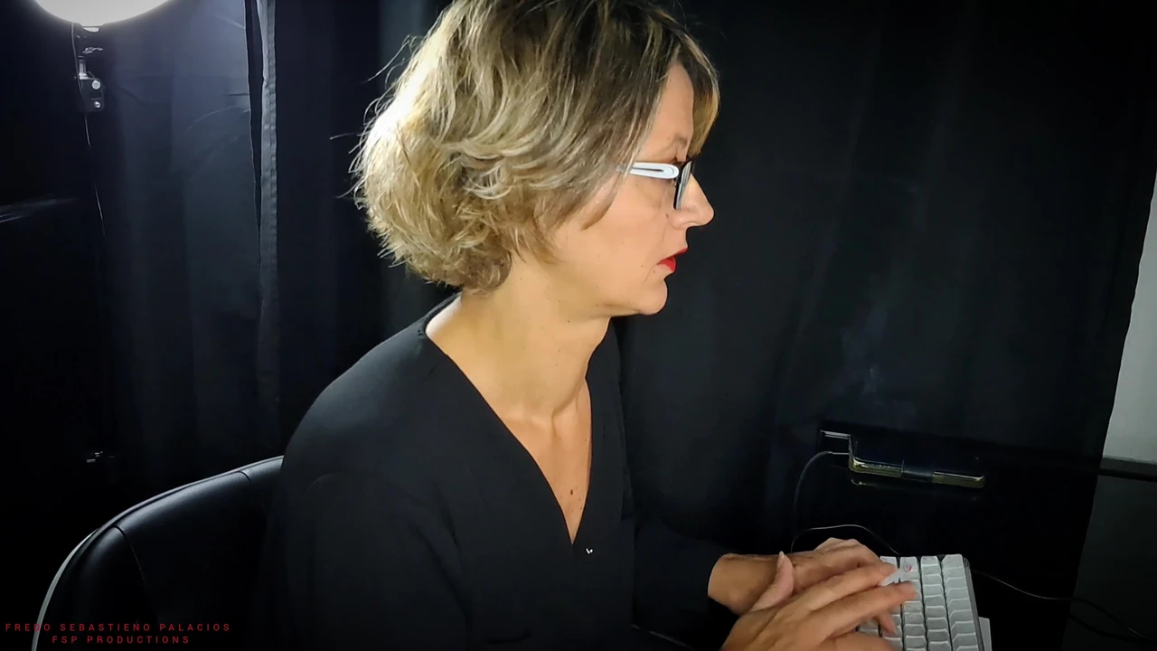 !!! Slutty Blonde Boss Empties The Staff Balls Before Leaving The Office !!! – English Subtitles