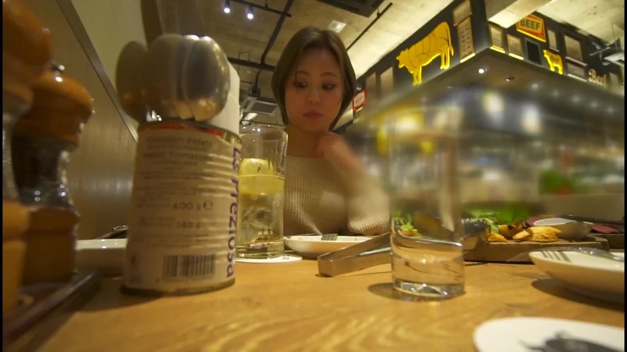 Is it True that Young People are Losing Interest in Sex? We Ask Normal Men and Women on the Street to Kiss a Stranger!-2