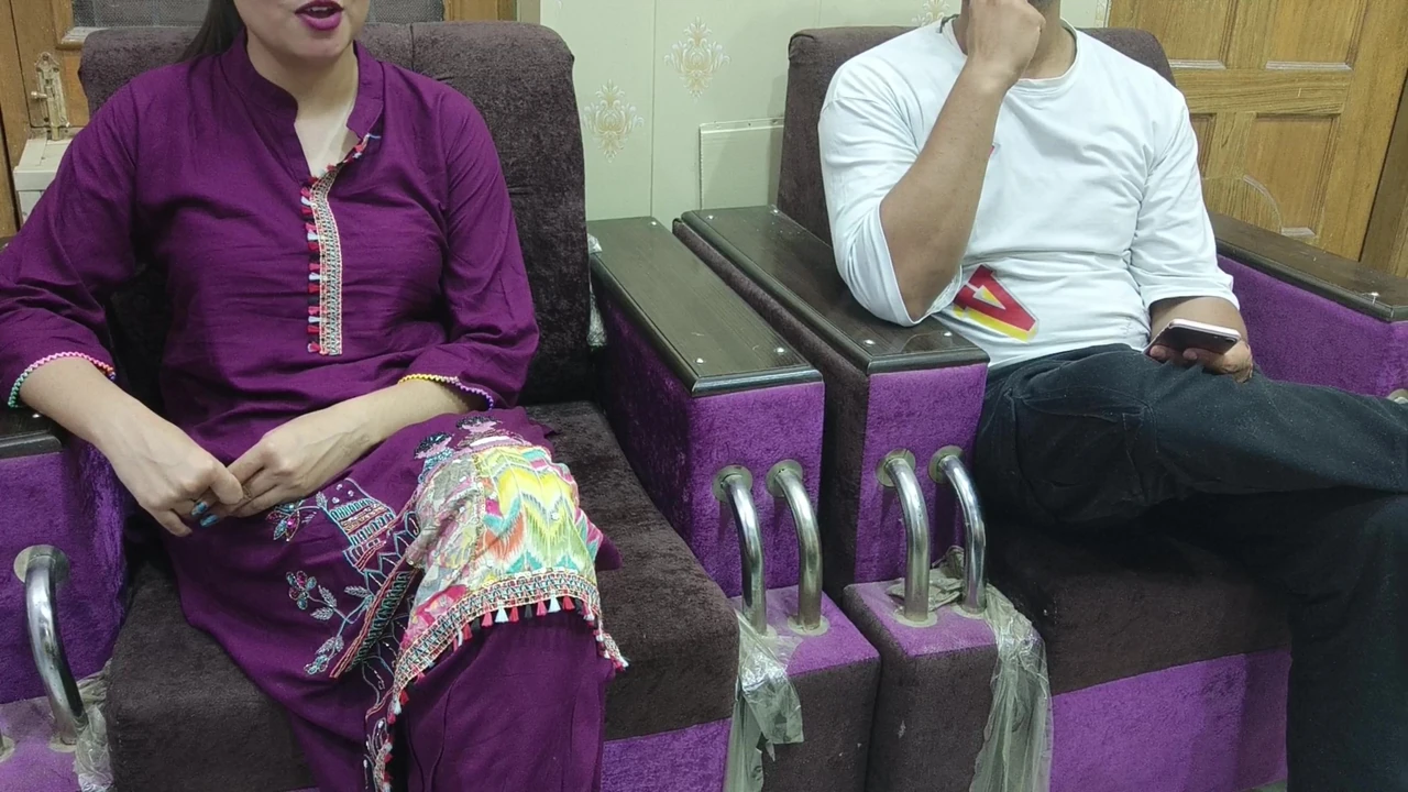 Came home to meet Anjan from dating app, Sara got free in foreplay, got wet, discharged in Sara’s mouth itself