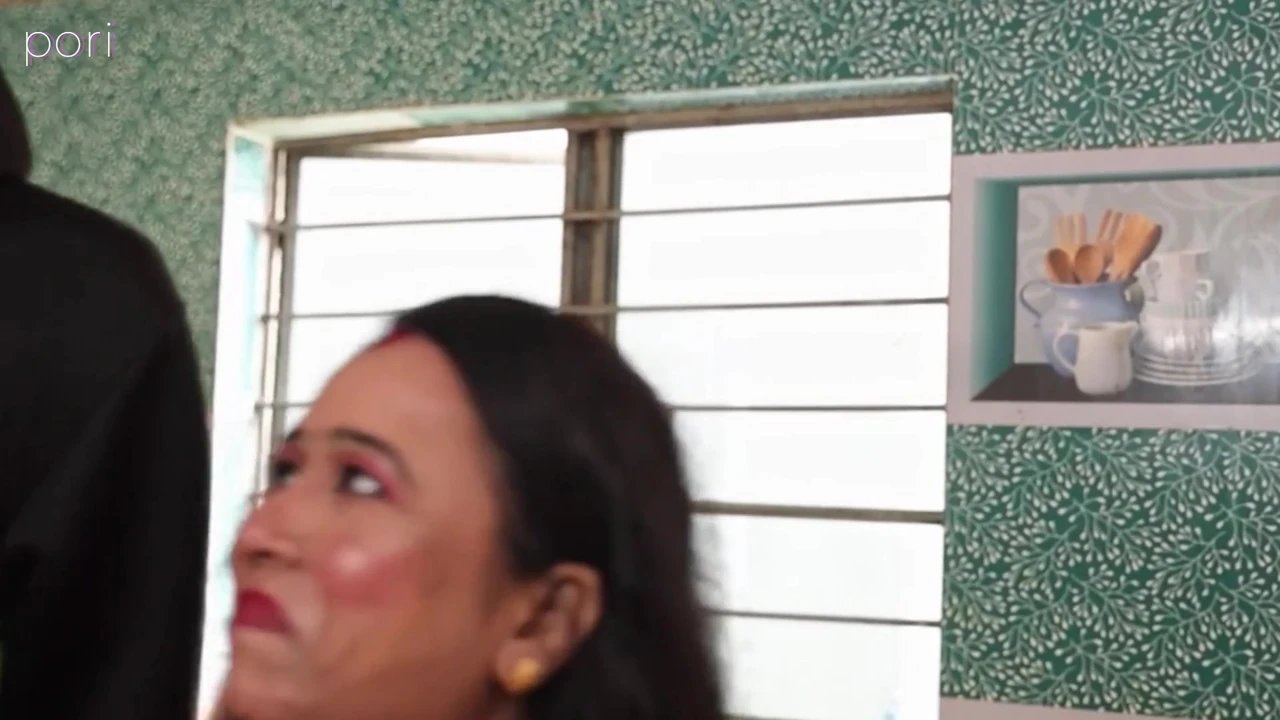 Pori Bhabi Getting naughty and fucked by Dewar