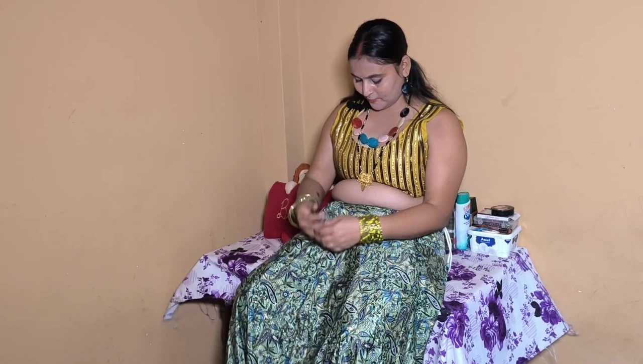 Pussy shave in saloon 🪒