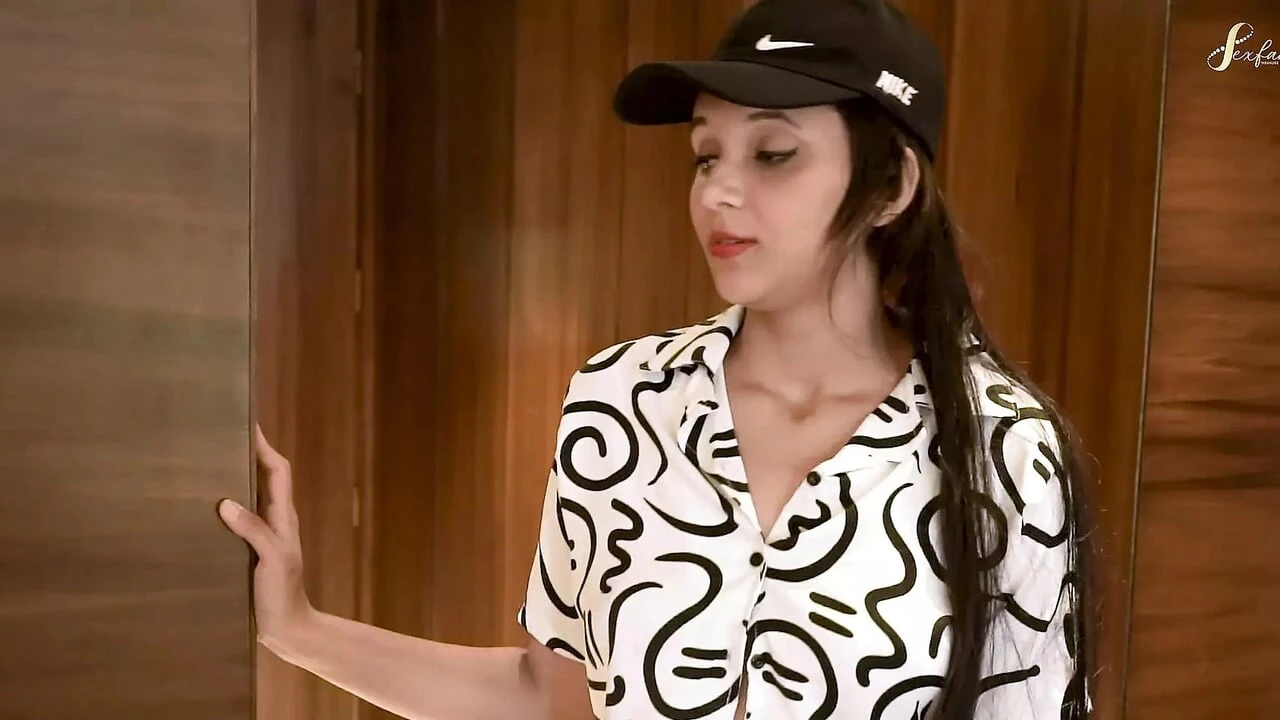 Stepbrother pressed boobs and fucked hard to her sister’s friend